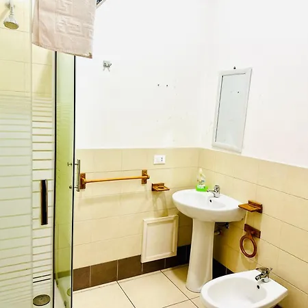 Maya Palace Real Centre Close To Cathedral Guest house *