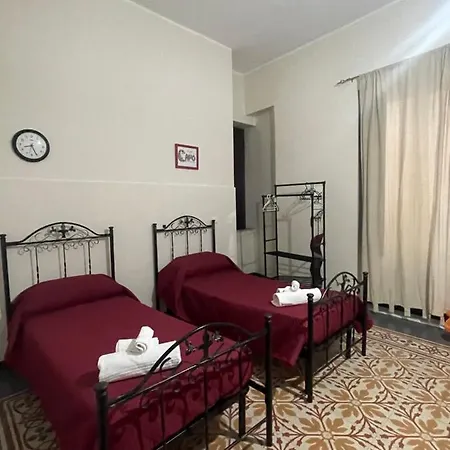 Pensionat Maya Palace Real Centre Close To Cathedral
